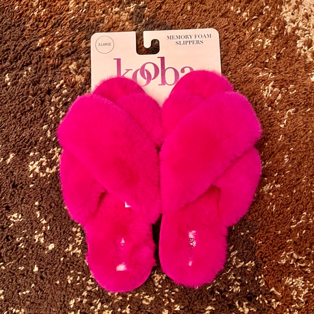Magenta Kooba Memory Foam Slippers